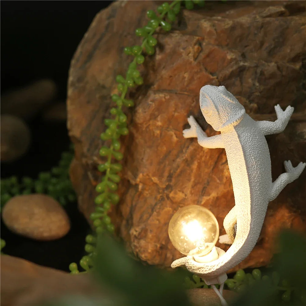 Nordic lizard night light modern decorative resin lamp