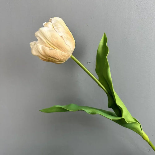 Artificial tulip flowers for festive and holiday decoration - vue 12 sur 11