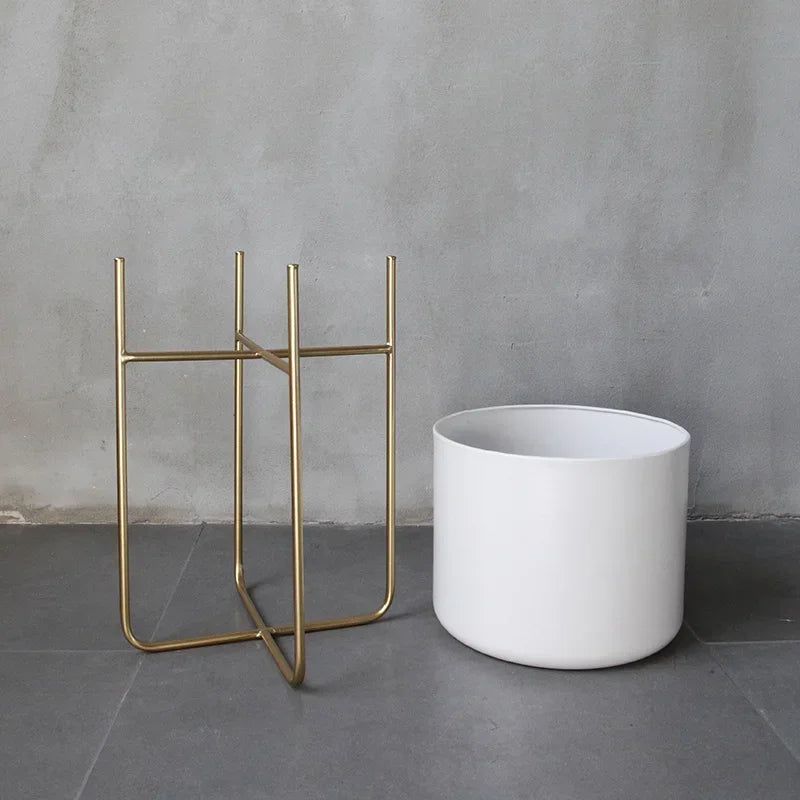 removable and freestanding gold flower stand for elegant plants - vue 4 sur 12
