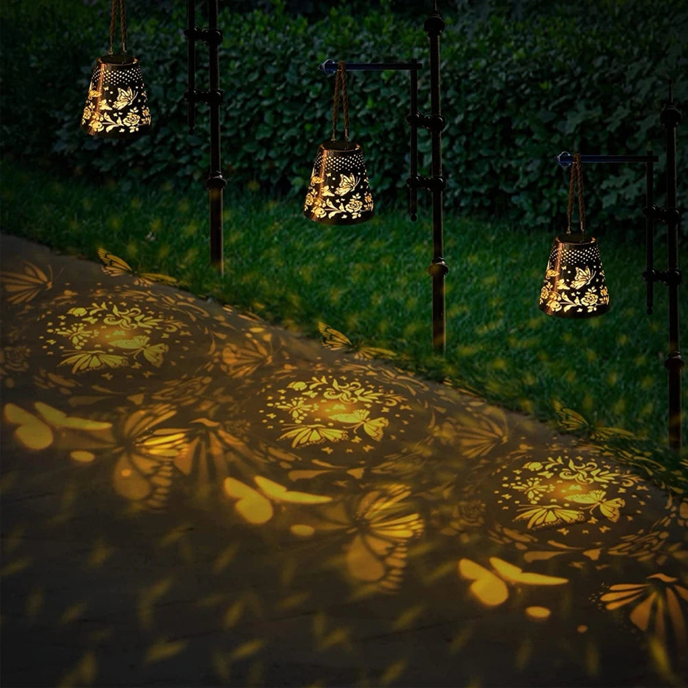 Solar hanging lantern with flower and butterfly projection for outdoor garden - vue 4 sur 7