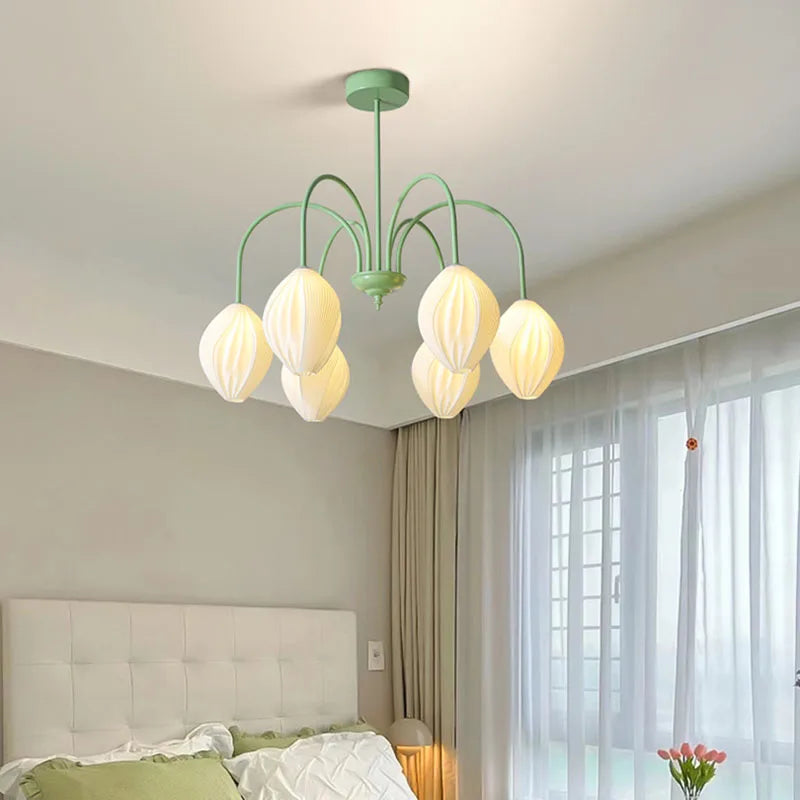 Resin chandelier with romantic metal lampshade - vue 4 sur 14