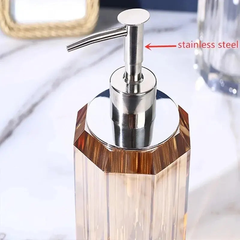 transparent crystal liquid soap dispenser for bathroom - vue 3 sur 6