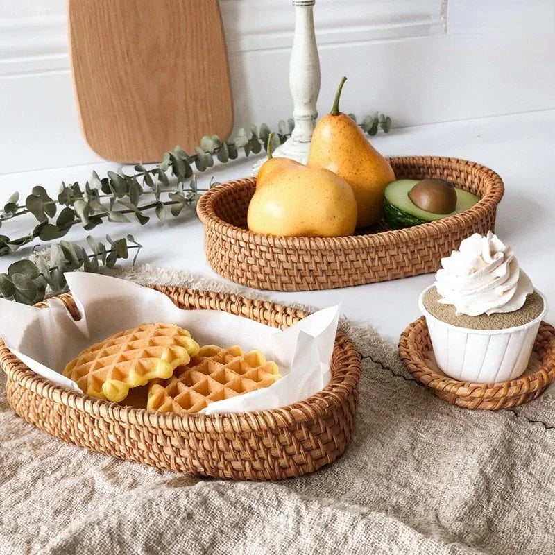 round woven rattan basket for fruit and snacks