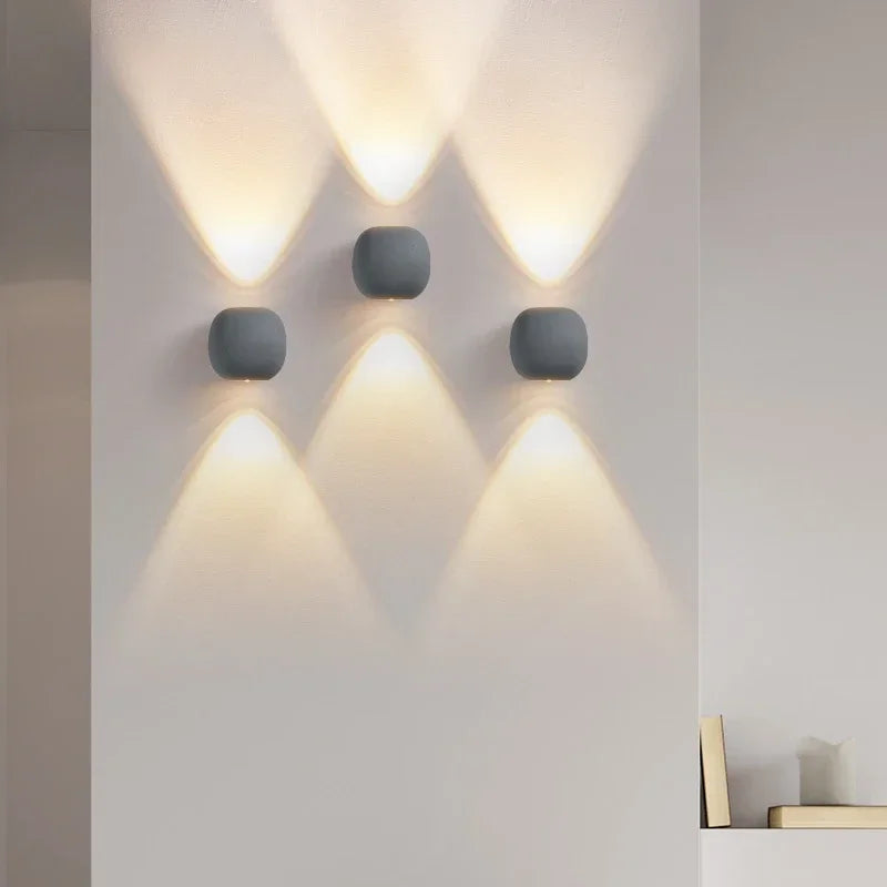 Modern waterproof dimmable wall light