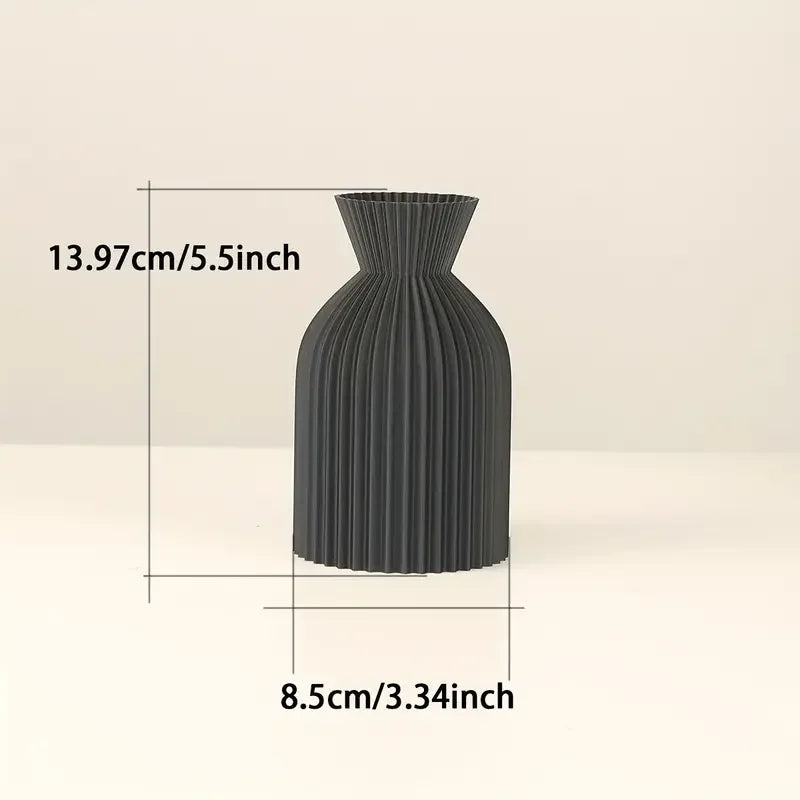 Elegant Black Plastic Vase - Boho Chic Decorative Centerpiece for Home, Office, and Living Room - vue 5 sur 8