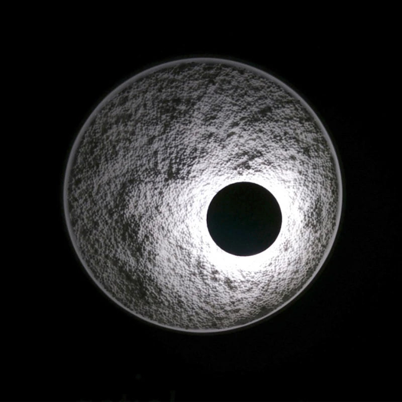 Modern decorative resin moon LED wall light - vue 5 sur 8