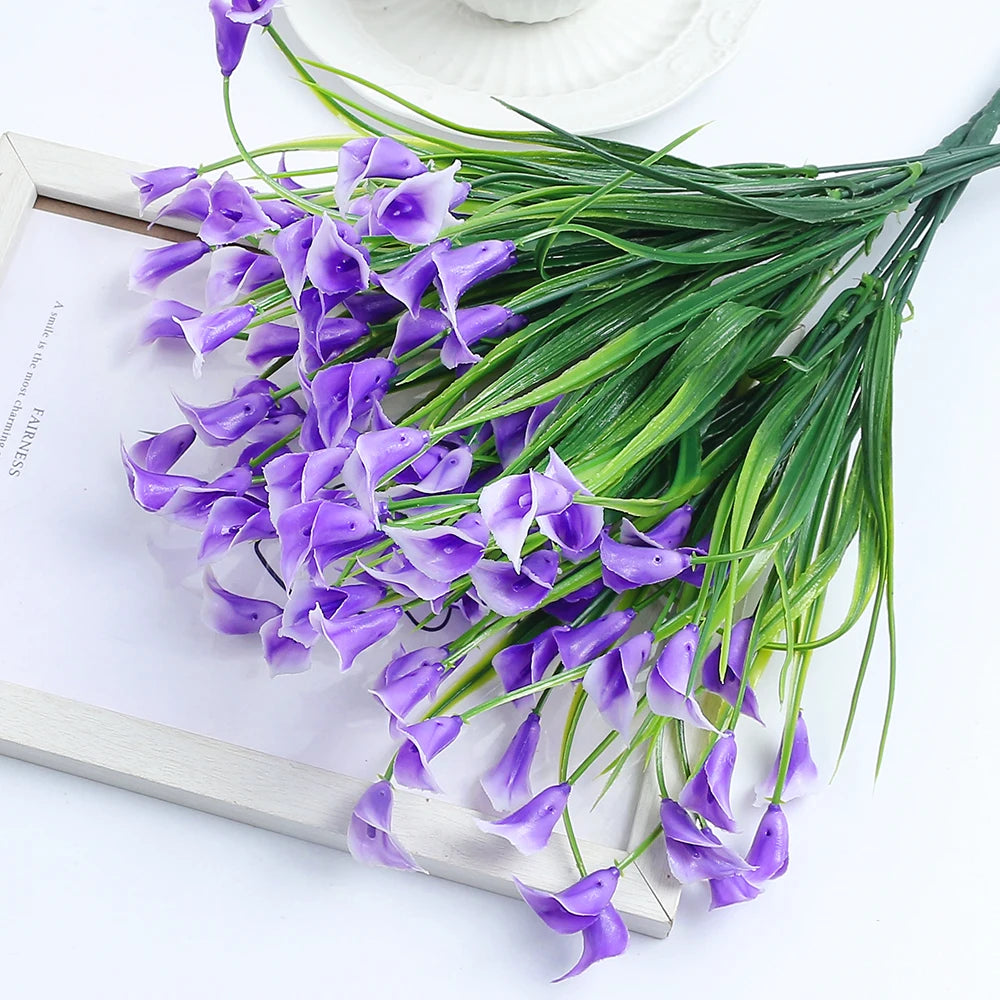 Artificial calla lily bouquet for indoor and outdoor decor