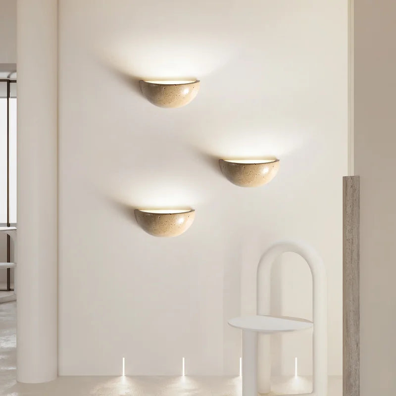 Retro semi-circular natural travertine LED wall light for decoration - vue 3 sur 9