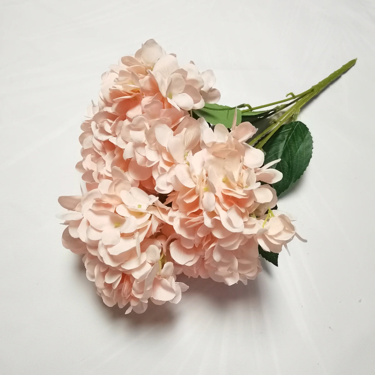 Artificial silk hydrangea bouquets for floral decoration