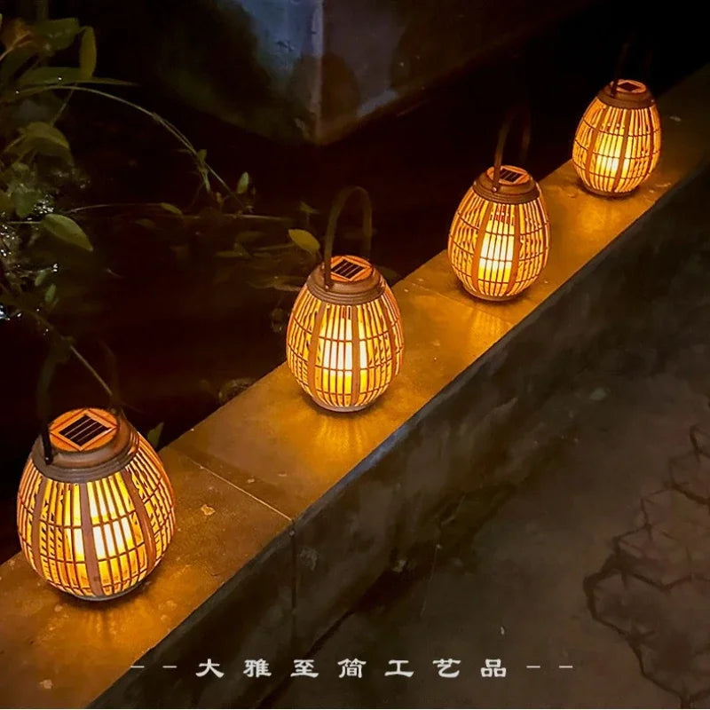 Hanging solar lanterns for outdoor and garden lighting - vue 3 sur 7
