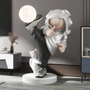 Modern astronaut desk lamp decorative resin sculpture
