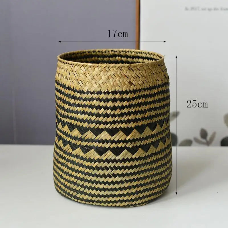 Hand-woven basket for decorative flowers and plants