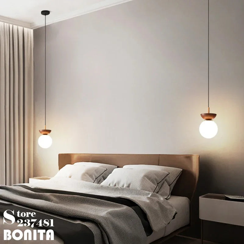 Round glass and Japanese walnut wood pendant light - vue 6 sur 10