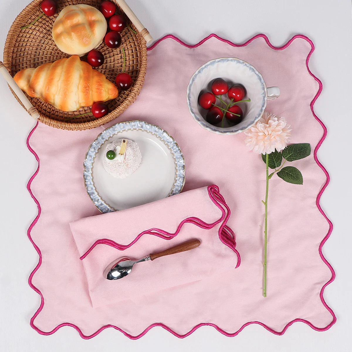 Set of 4 reusable washed cotton table napkins - vue 6 sur 7