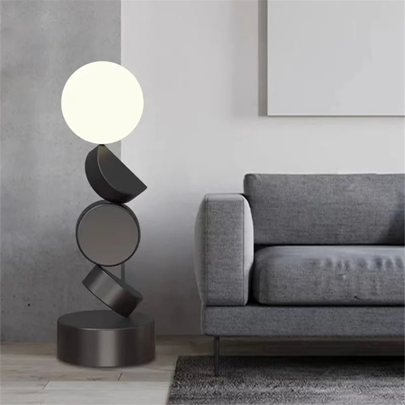 Round glass designer floor lamp for modern decor - vue 5 sur 9