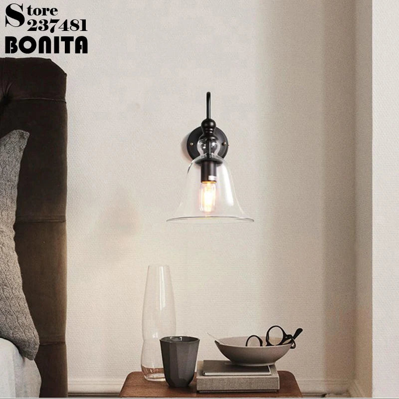 Vintage iron industrial wall light for indoor and outdoor use - vue 3 sur 5