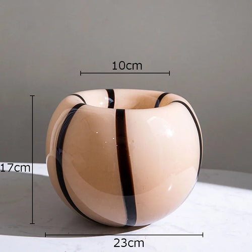 creative glass vase for flowers and modern arrangements - vue 11 sur 14