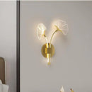 Decorative LED wall light in ginkgo leaf shape