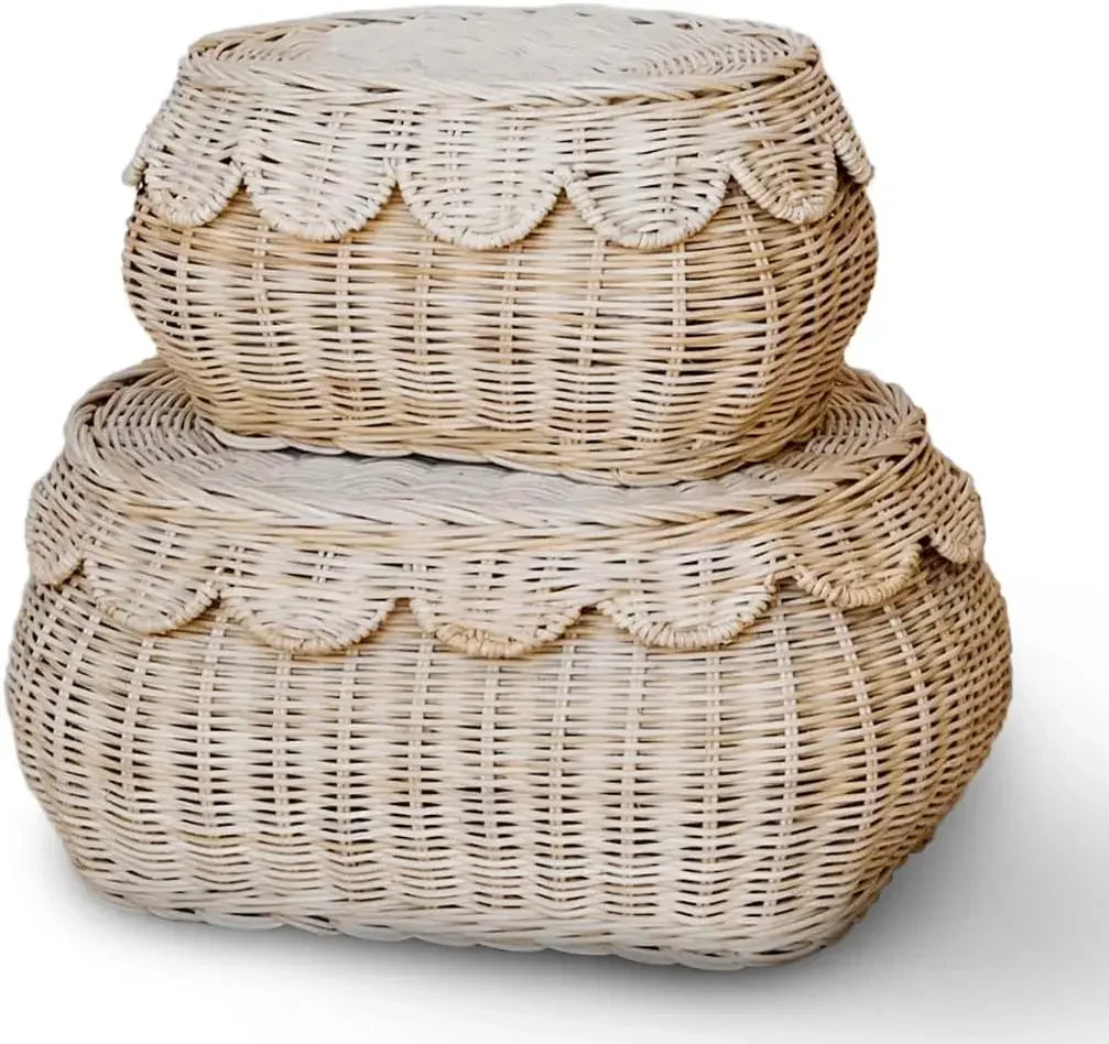 round natural rattan basket with handwoven lid