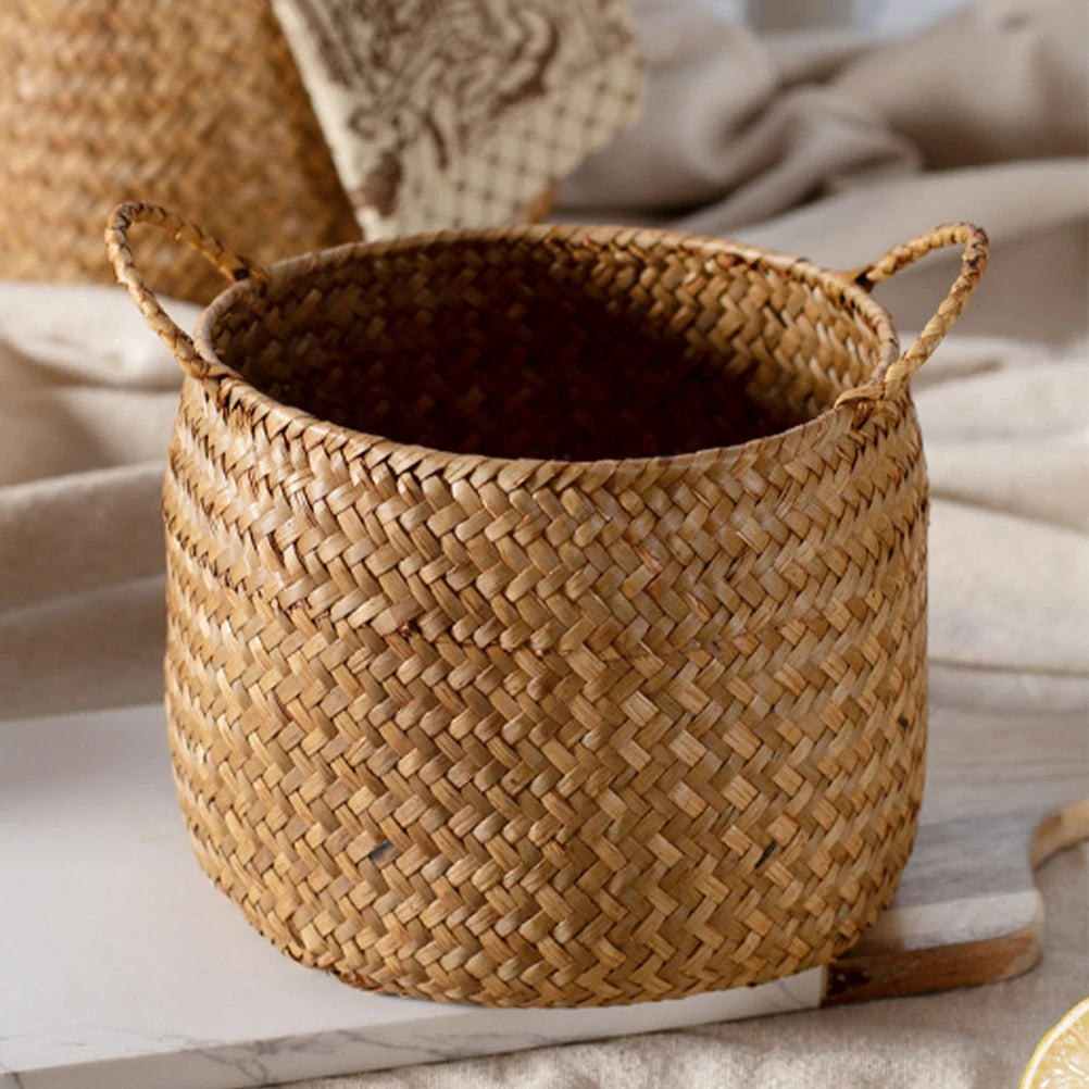 Japanese-style seagrass woven baskets for flowers