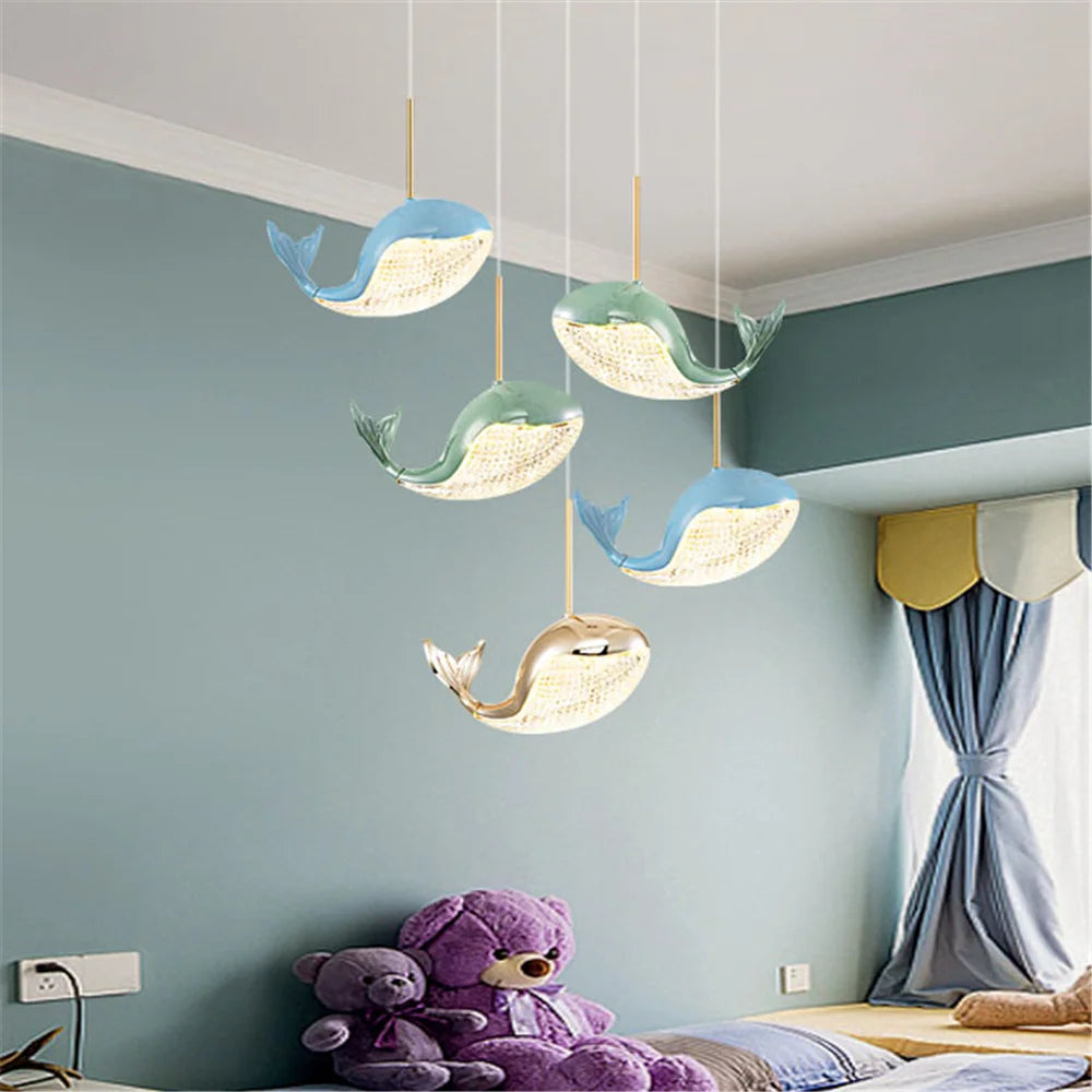 Golden dolphin acrylic LED pendant light for children - vue 5 sur 10
