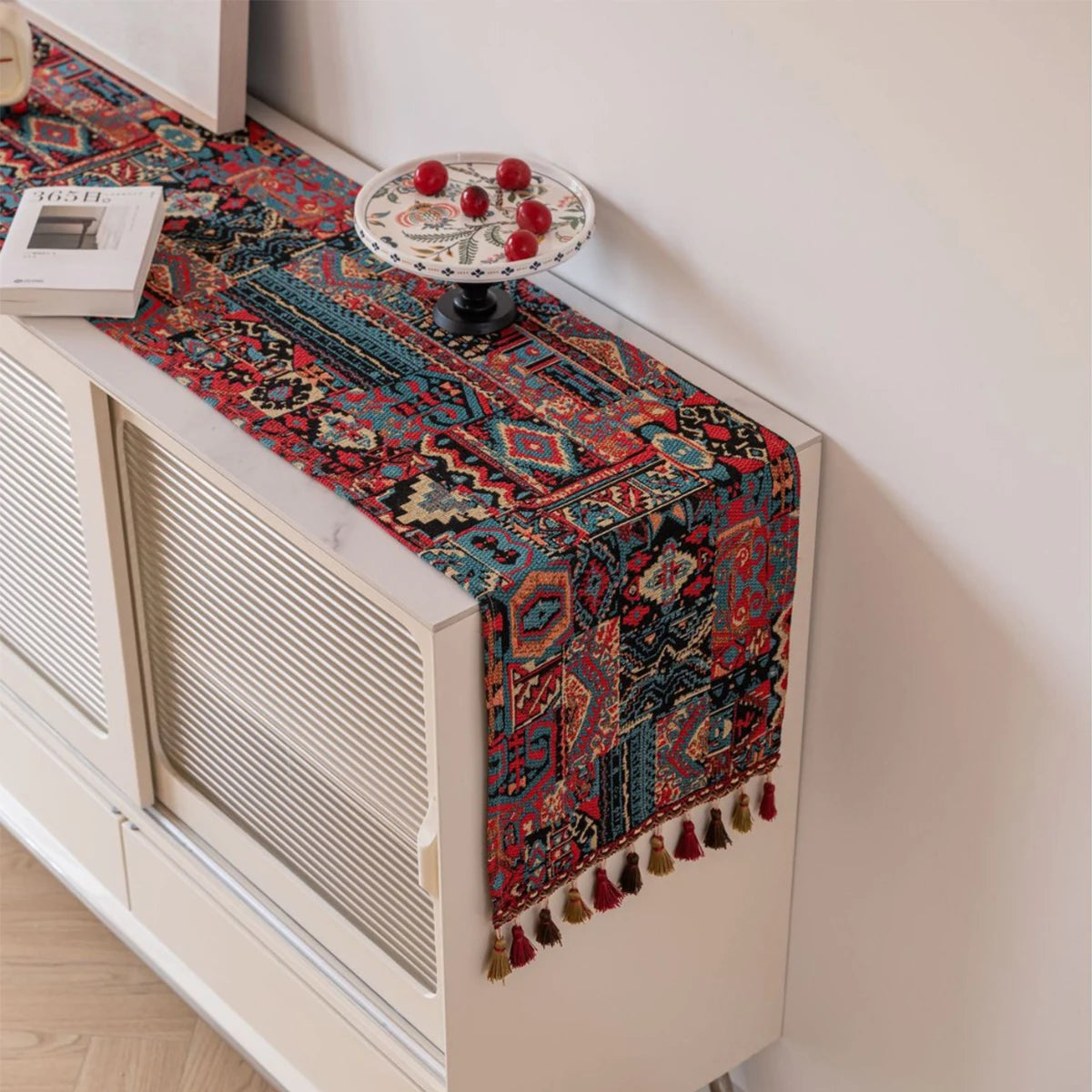 Nordic style jacquard animal table runner with tassels
