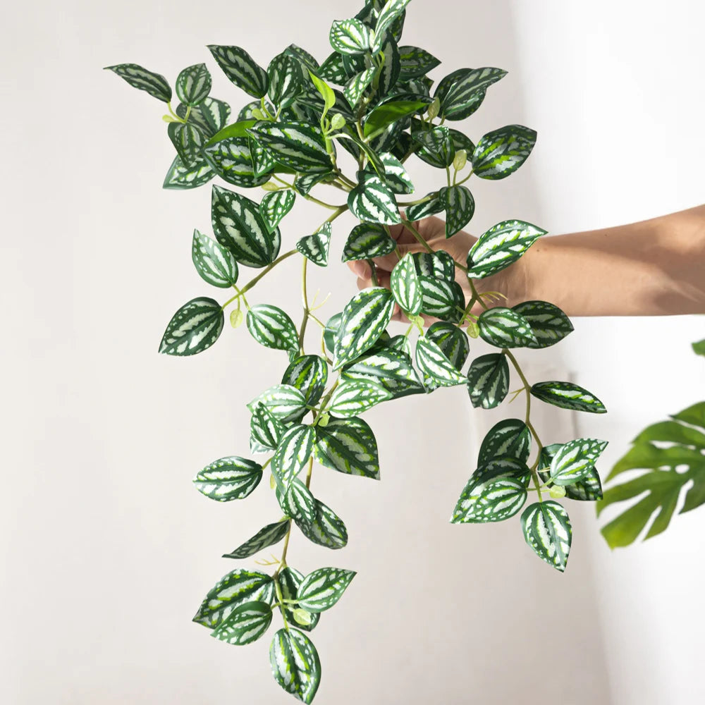 Artificial hanging scindapsus aureus plant for indoor and outdoor decoration
