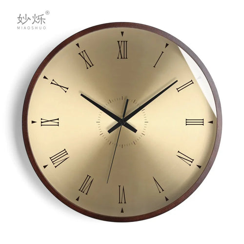 modern design wall clock in golden wood silent and creative - vue 20 sur 19