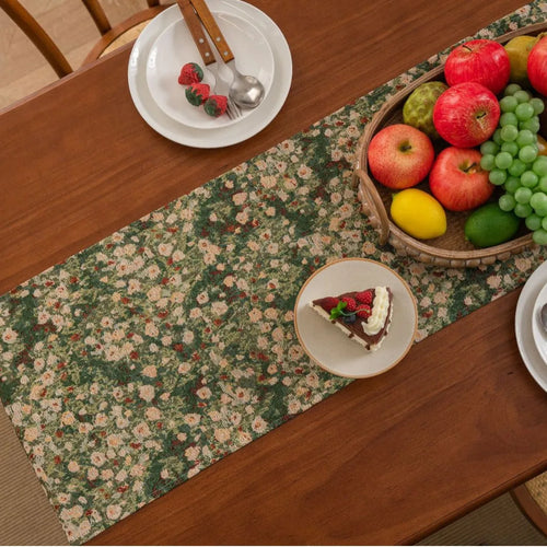 Green jacquard floral table runner with tassels countryside style - vue 6 sur 6