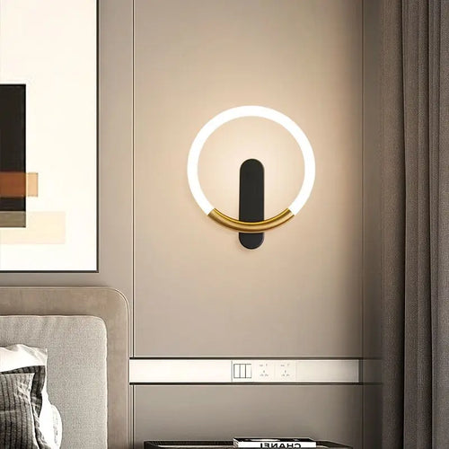 Modern minimalist LED wall light for indoor lighting - vue 2 sur 10
