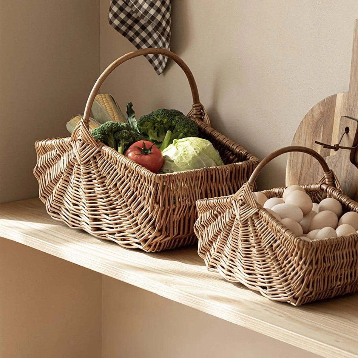 wicker basket for picnics, fruits, vegetables, camping and parties