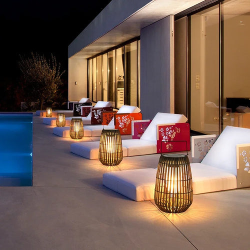 Waterproof solar floor lamp for garden and outdoor spaces - vue 2 sur 13