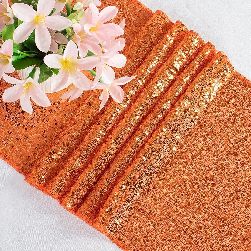 Orange sequin table runner for festive decoration - vue 5 sur 7