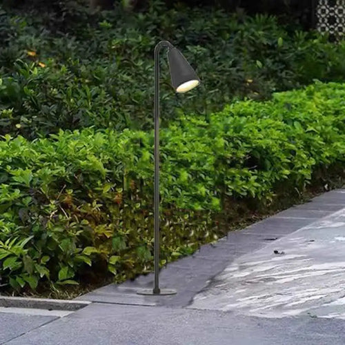 Modern waterproof outdoor lamp for garden and lawn - vue 2 sur 9