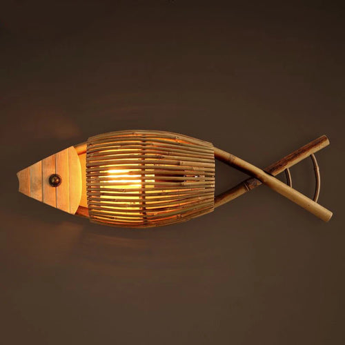 Retro decorative woven bamboo fish wall light for café and hotel - vue 3 sur 8