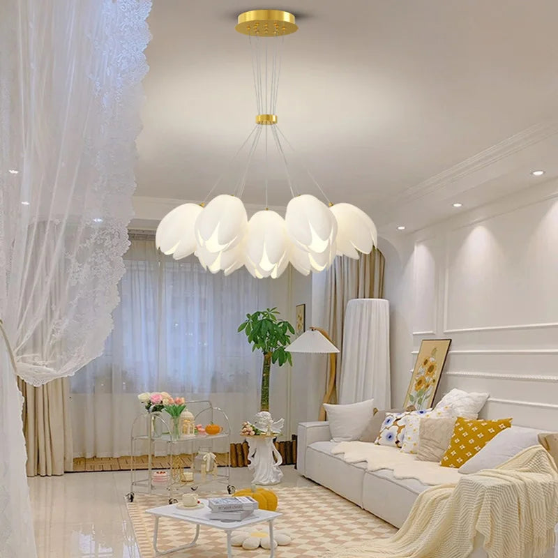 Modern indoor LED pendant light for elegant decor - vue 3 sur 8