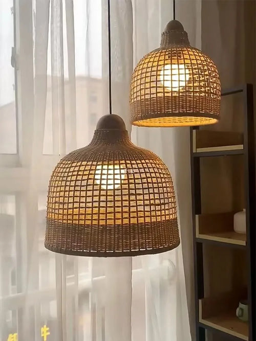 Wabi sabi bamboo and vine woven pendant light - vue 6 sur 9