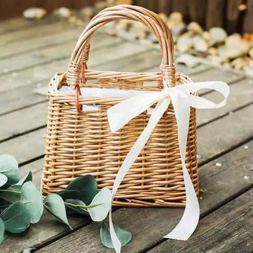 handwoven wicker flower basket for rustic decor - vue 3 sur 7
