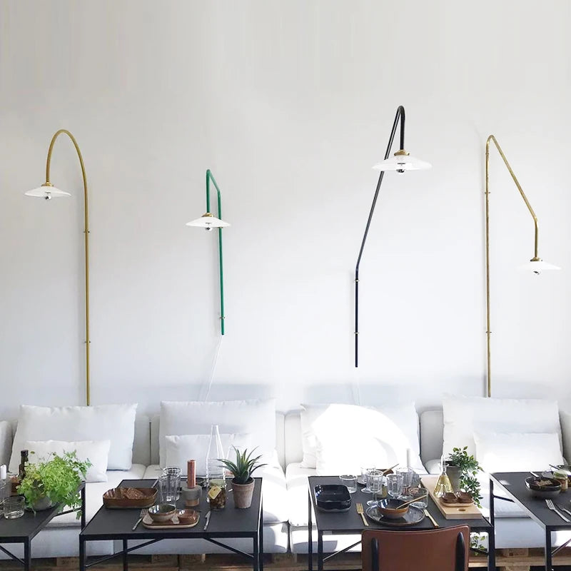 Nordic long-arm rotating wall light