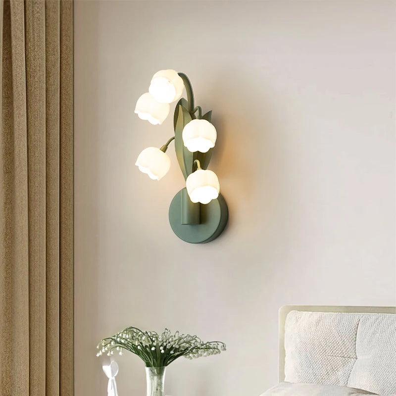 Nordic rural style LED wall light with lily of the valley flowers - vue 4 sur 6