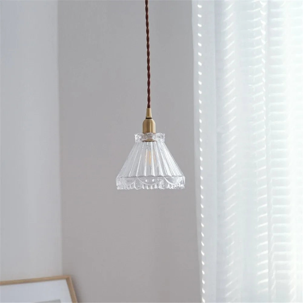 Antique brass and glass chandelier for home decor - vue 5 sur 8