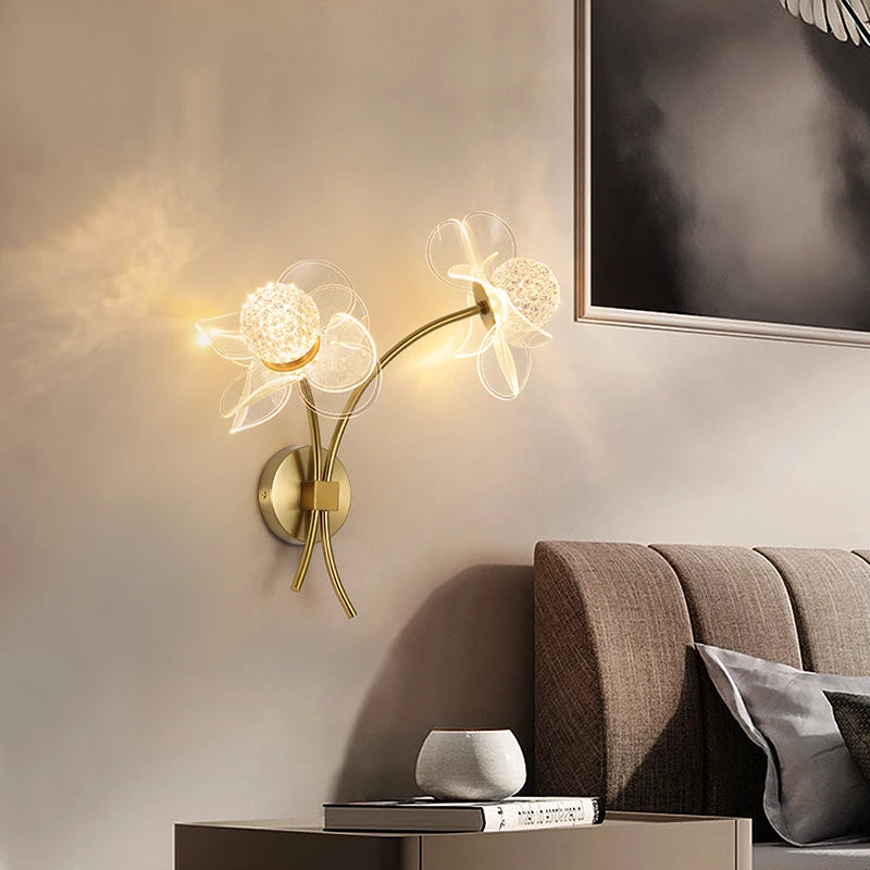Flower wall light for soft and decorative lighting