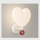 Modern heart-shaped wall light for children's bedroom