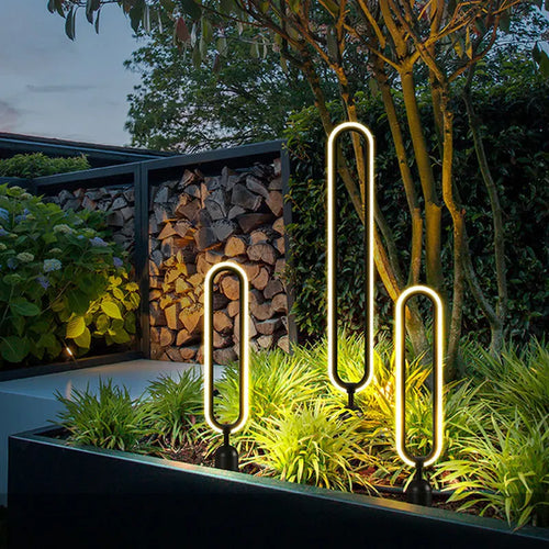 Minimalist round outdoor LED garden and pathway lamp - vue 4 sur 12