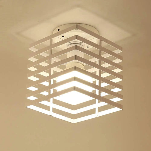 Vintage industrial metal ceiling light for modern interiors - vue 2 sur 12