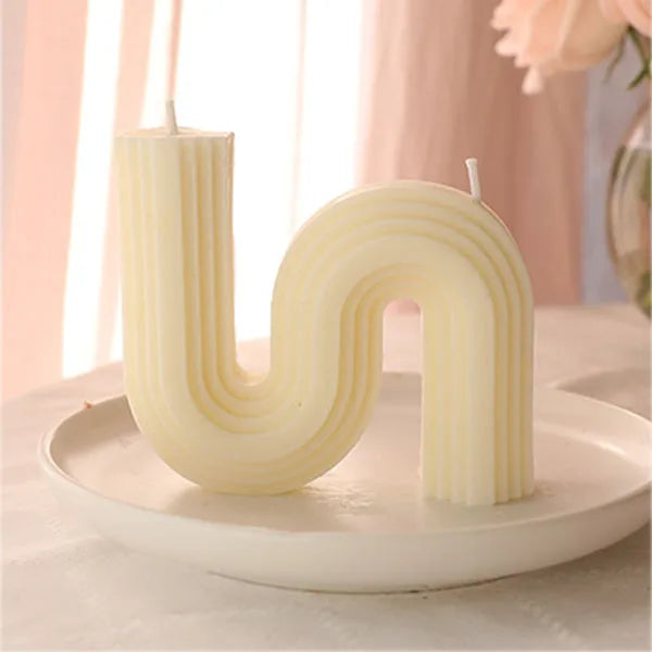geometric u-shaped scented candles for home decor - vue 7 sur 27