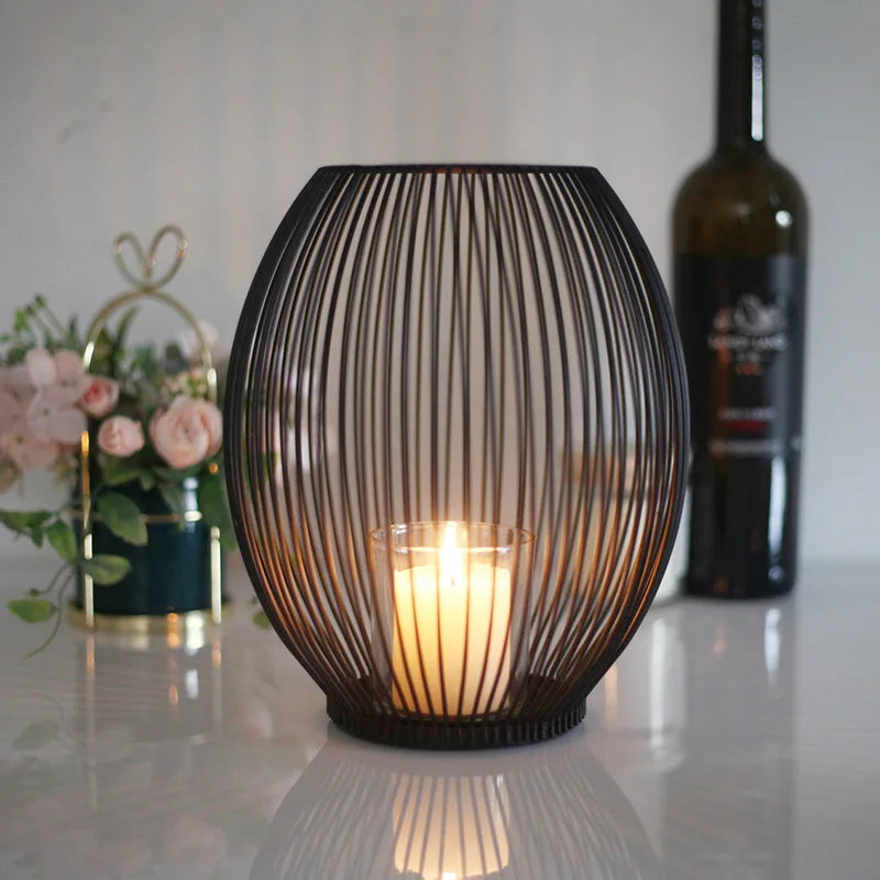 Geometric hollow iron candle holder for interior decor - vue 6 sur 6