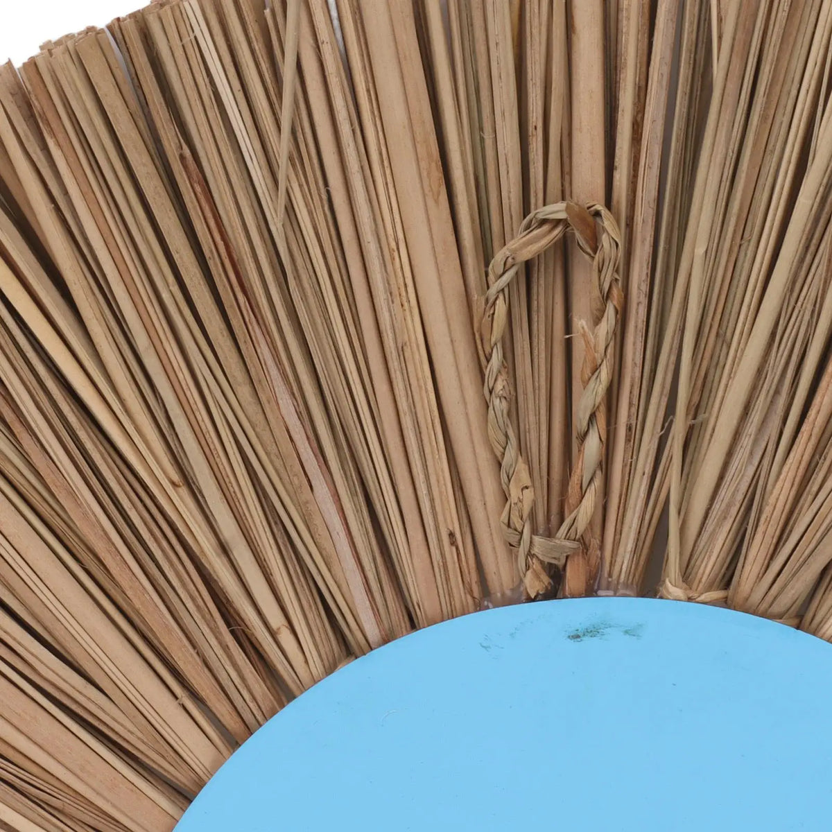 Elegant and lightweight round seagrass woven wall mirror - vue 8 sur 8