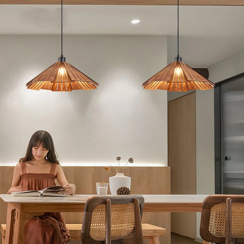 Japanese retro wooden pendant light for interior decoration - vue 2 sur 13