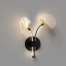 Decorative LED wall light in ginkgo leaf shape
